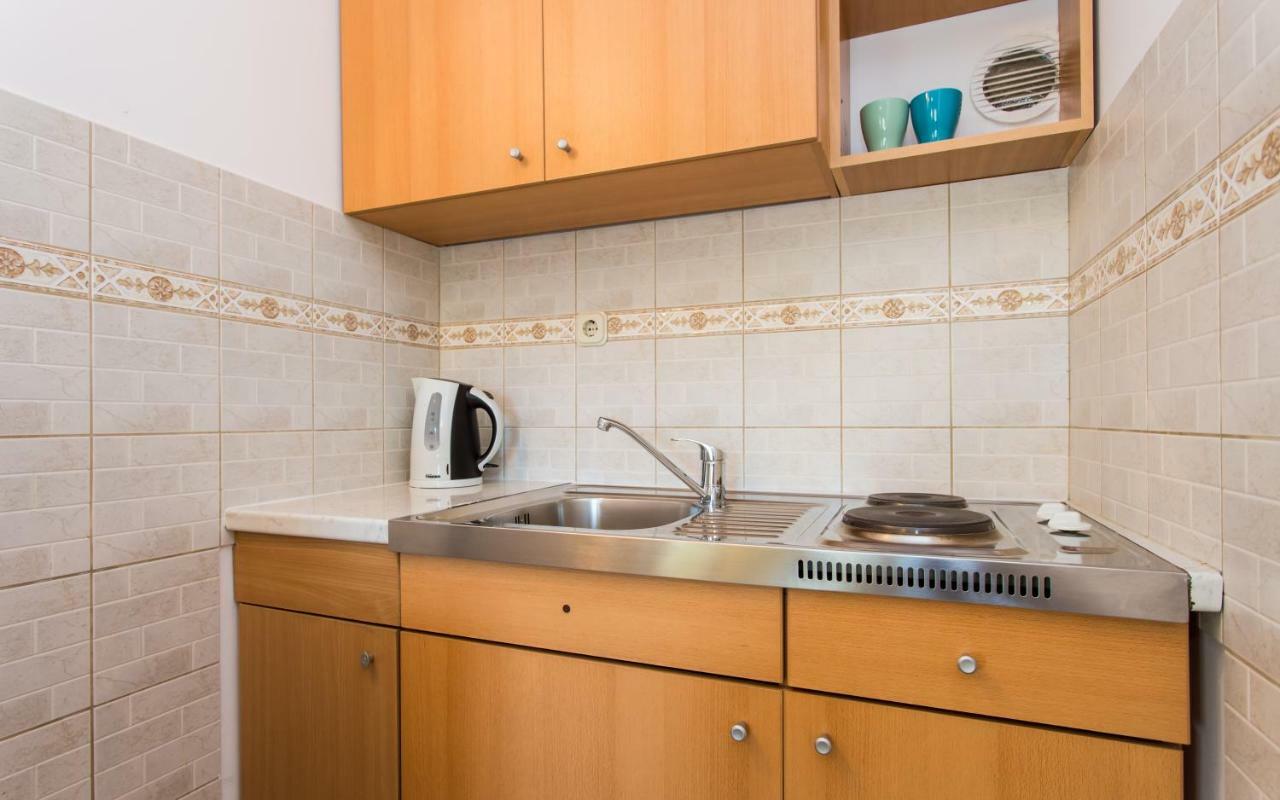 Apartments Luka Башка Экстерьер фото