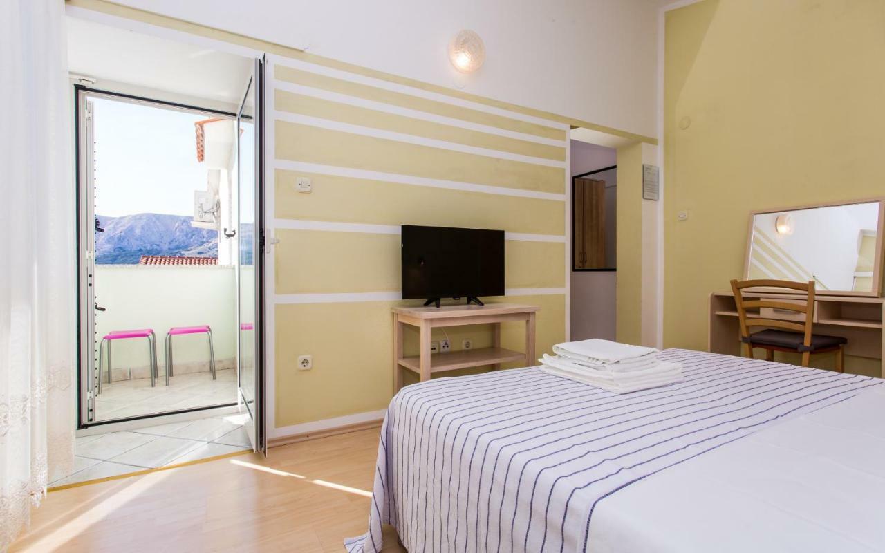 Apartments Luka Башка Экстерьер фото