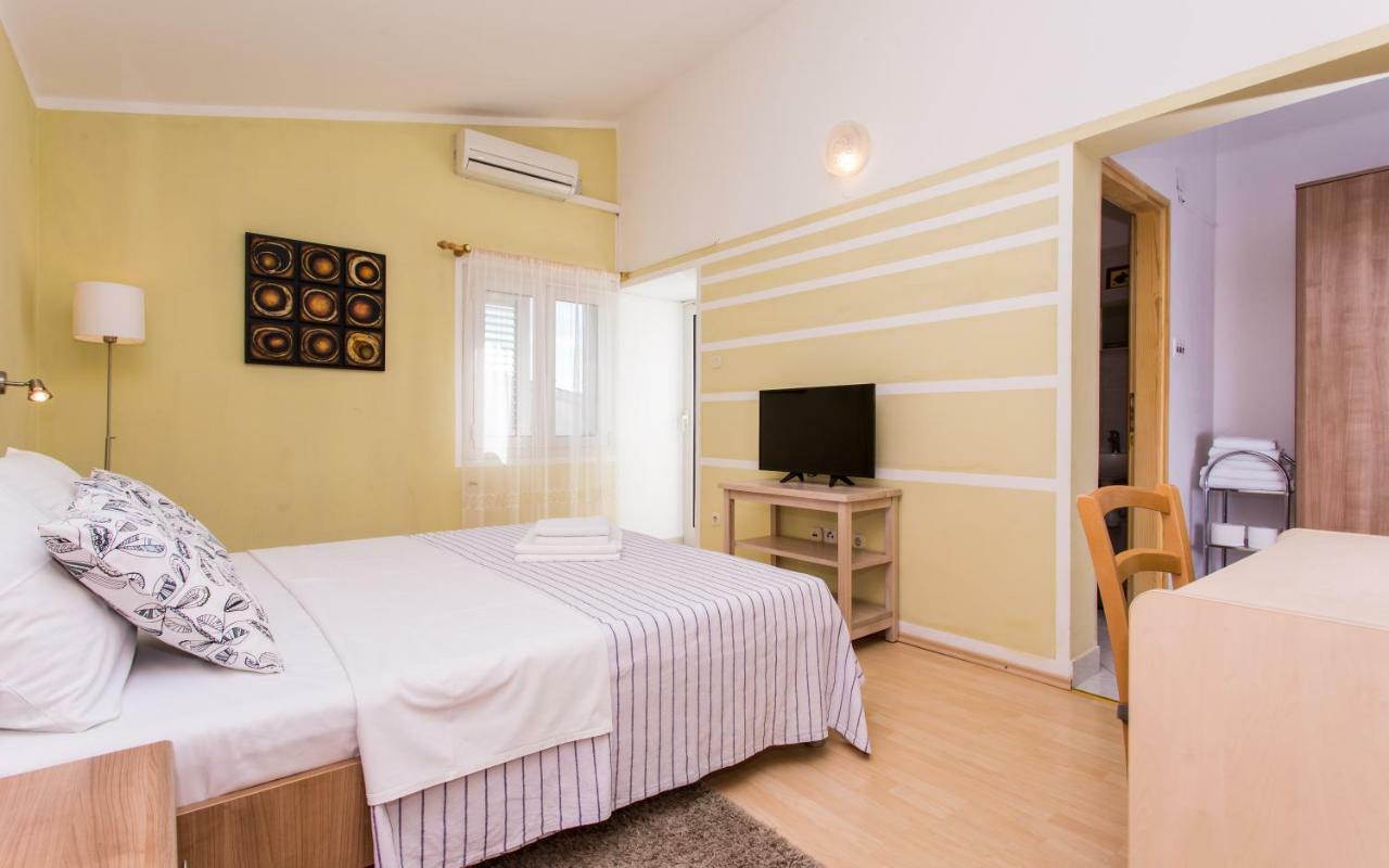 Apartments Luka Башка Экстерьер фото